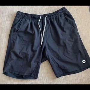 Vuori - Kore Short - Black